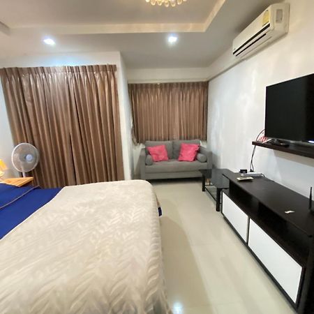 Beach 7 Condo, Pattaya Джомтьен Экстерьер фото