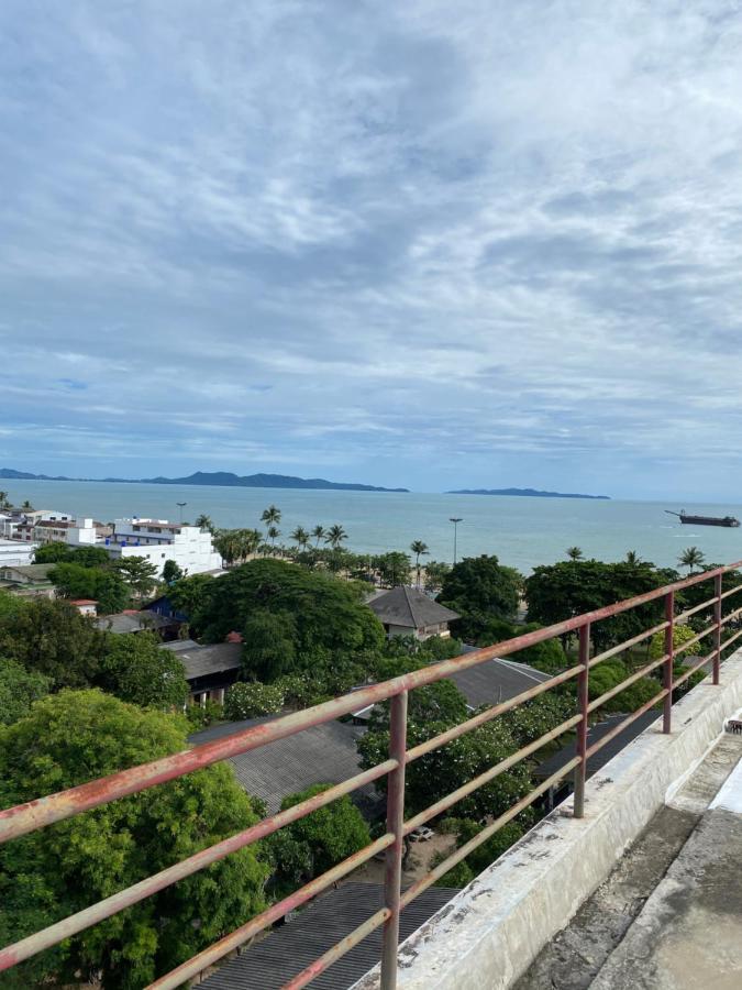 Beach 7 Condo, Pattaya Джомтьен Экстерьер фото