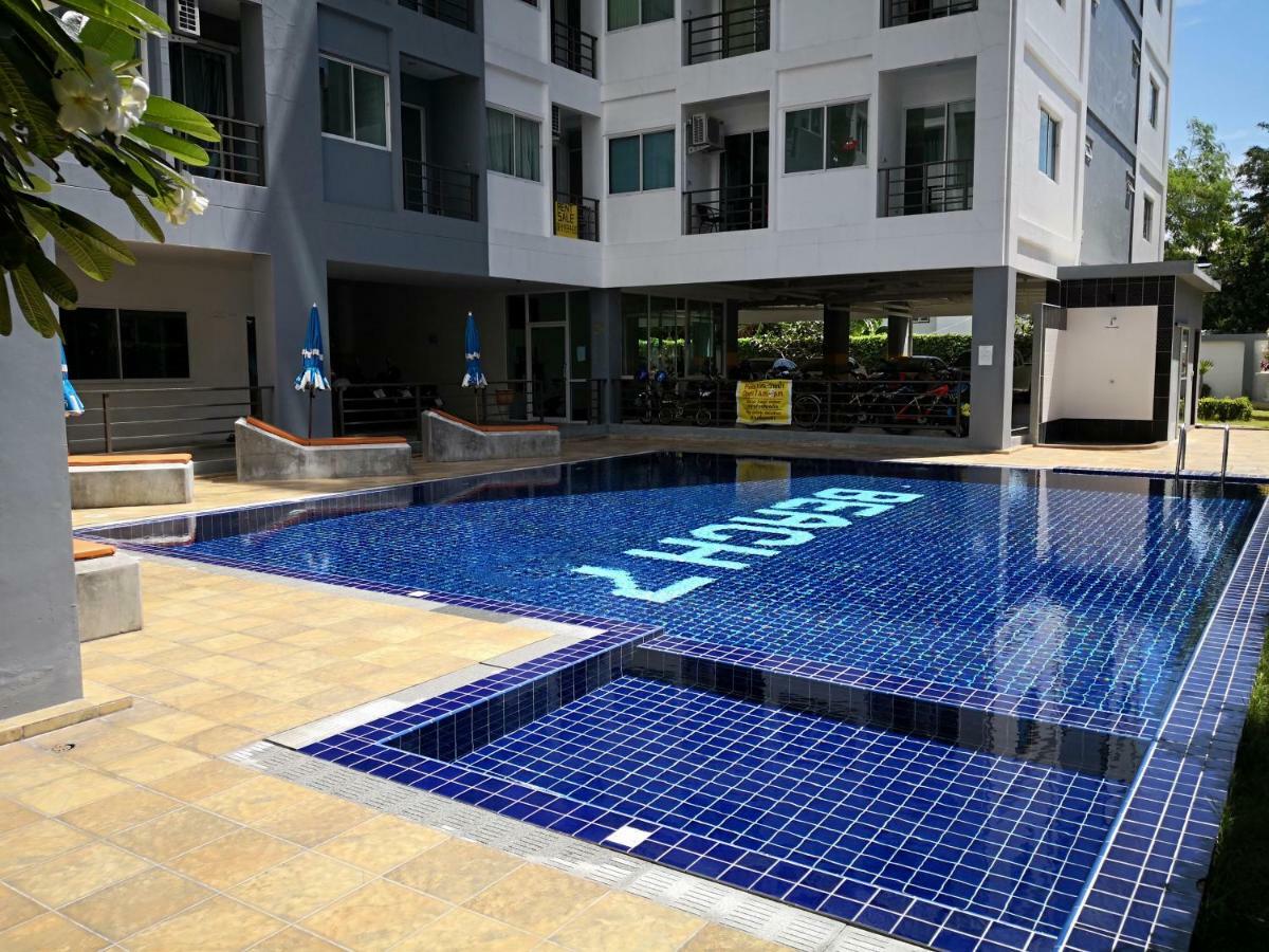 Beach 7 Condo, Pattaya Джомтьен Экстерьер фото
